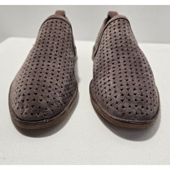 Women's Trask Ali Perforated TAUPE Suede Loafers Size 8.5 36-1554 NWOB - Picture 3 of 10
